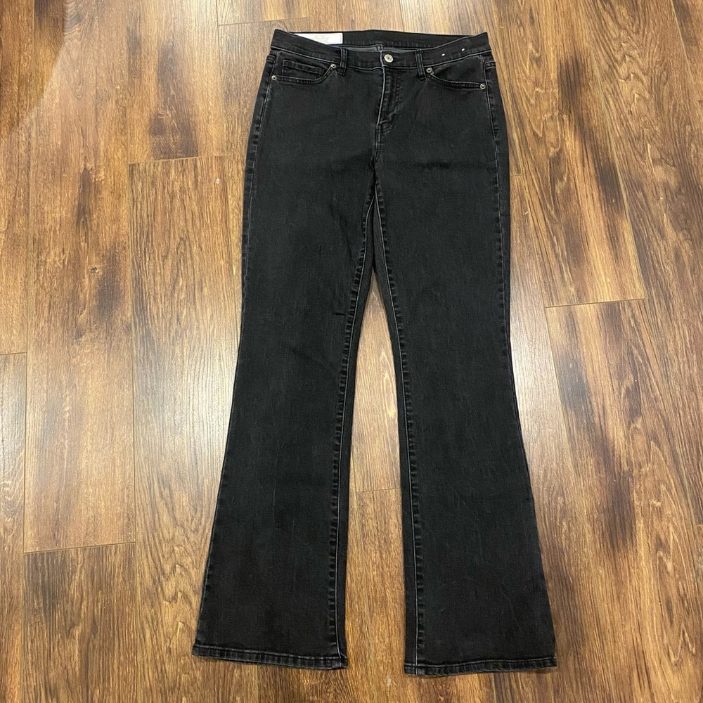 Gap mid rise baby boot jeans 29